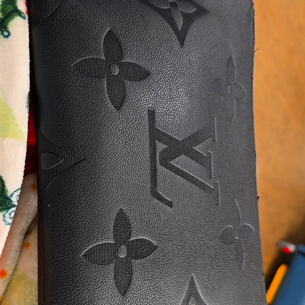 LV TABLET CASE BLACK